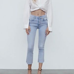 Zara Women Mid-Rise Flare Cropped Jeans